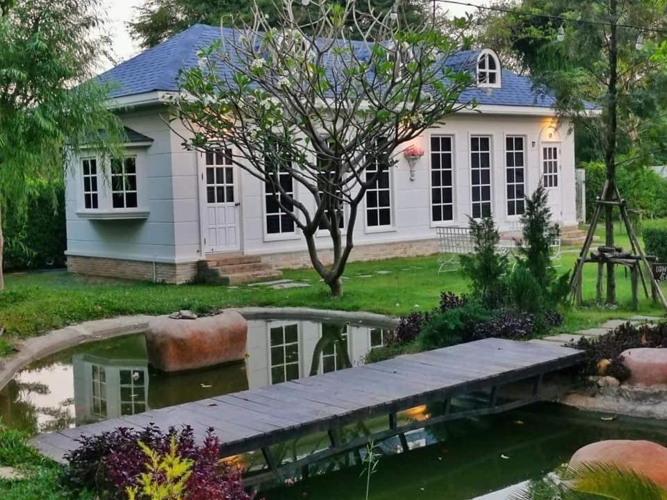 Je T'Aime Cafe & Villa Sing Buri Luaran gambar